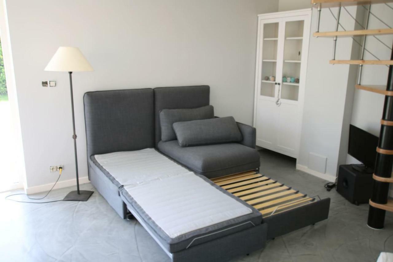 Studio confortable à la campagne et proche de la ville Walhain-Saint-Paul Esterno foto